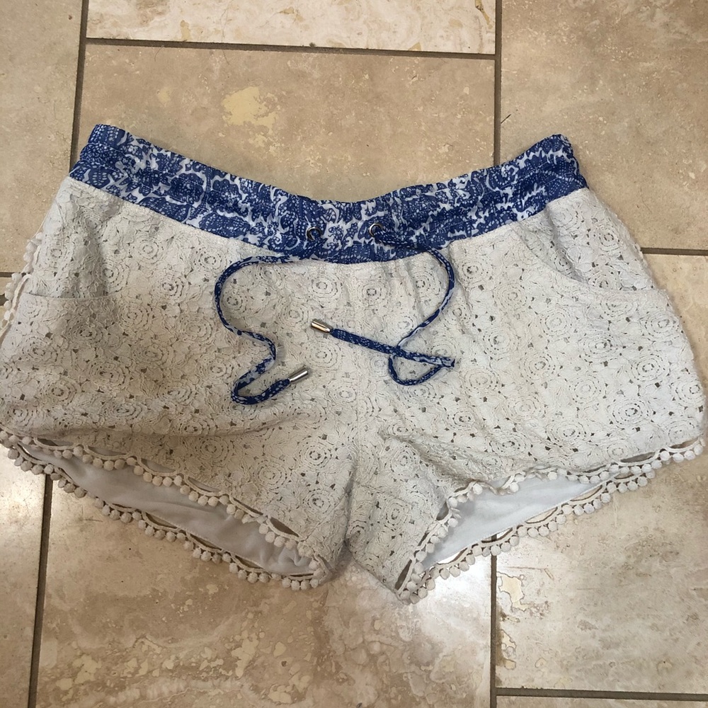 L.Space shorts size small